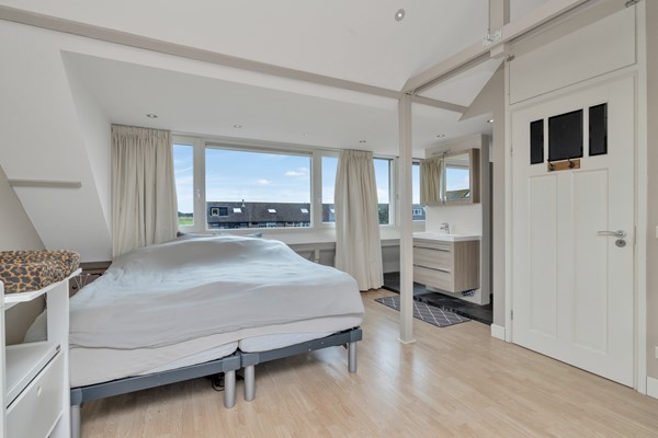 06 Slaapkamer 04.jpg